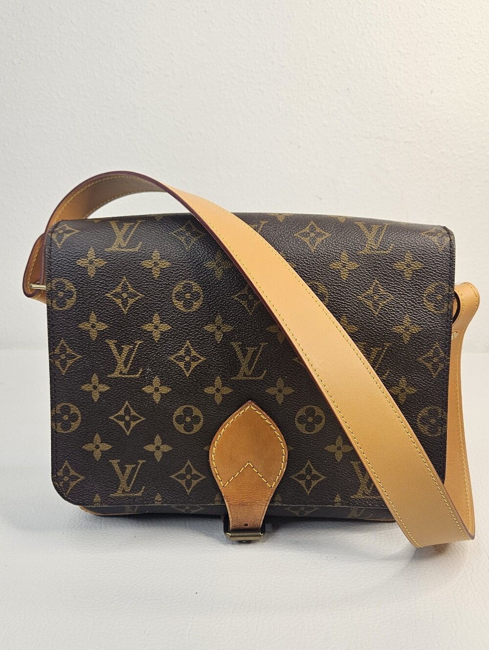 Authentic Louis Vuitton Cartouchière MM Monogram Canvas Shoulder Bag Vintage